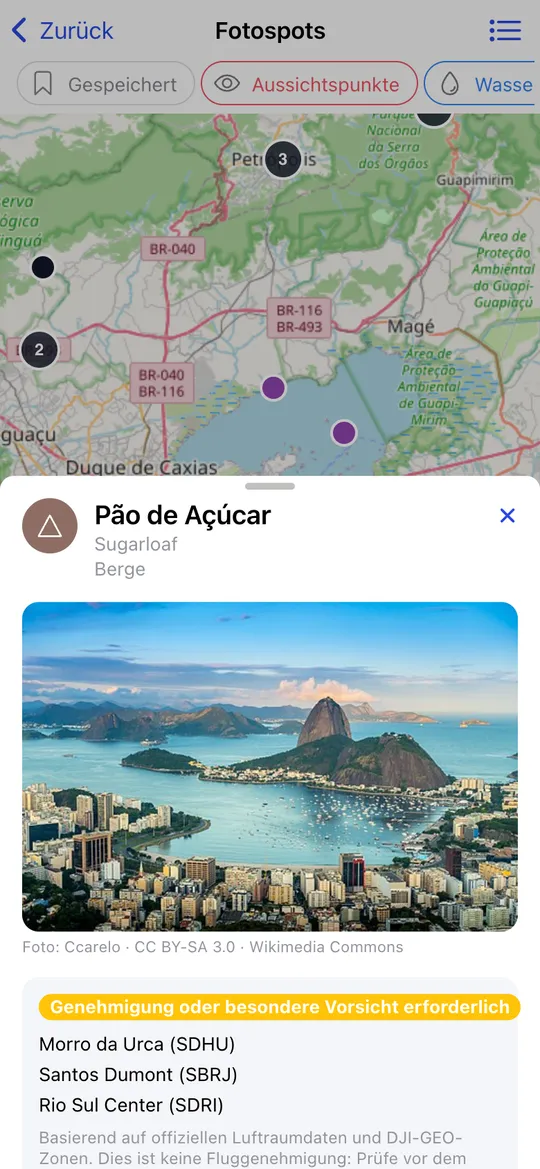 Steckbrief des Spots Zuckerhut in Rio de Janeiro mit seinem Foto von Wikimedia Commons und den Luftraumzonen in der Nähe, über der Karte der Fotospots mit Kategoriefiltern.